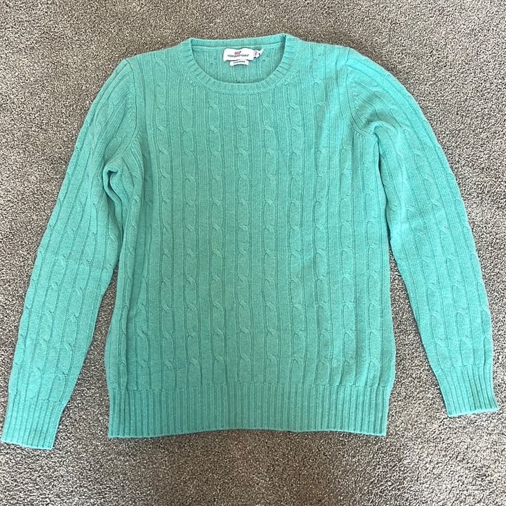 100% Cashmere Vineyard Vines Cable Knit Sweater